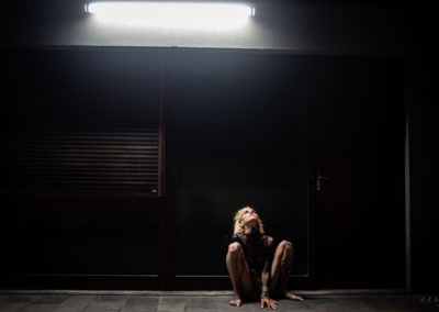 Quand le corps parle a la lumière est une nouvelle création en collaboration photographique et poétique avec Caroline Oberhofer. Photographe Arrighi Francois